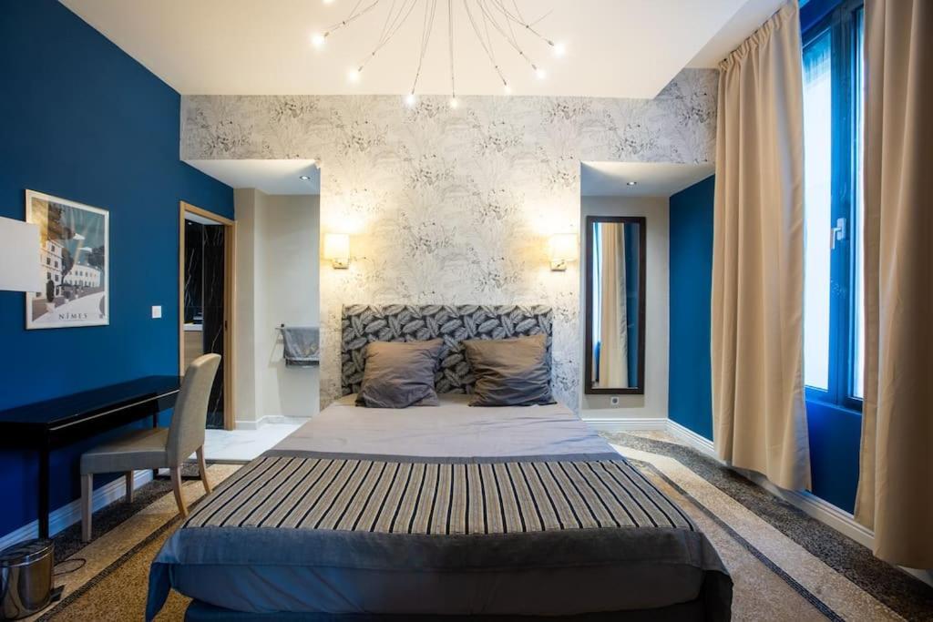 La Suite 2 Pieces Lit Queen Size Entree Privee ニーム エクステリア 写真