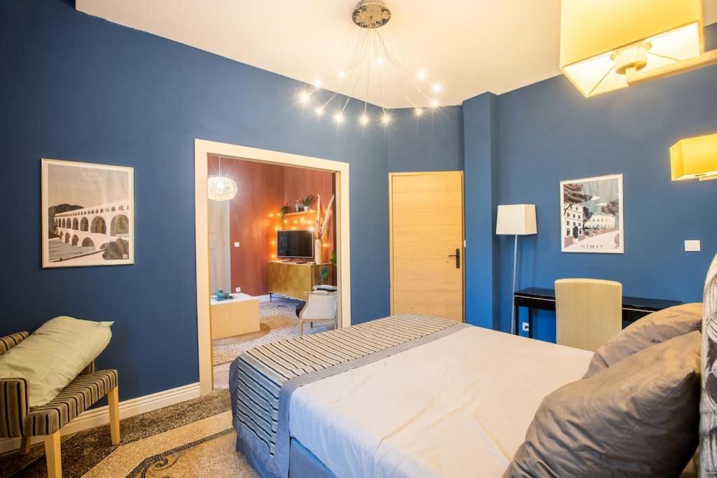 La Suite 2 Pieces Lit Queen Size Entree Privee ニーム エクステリア 写真