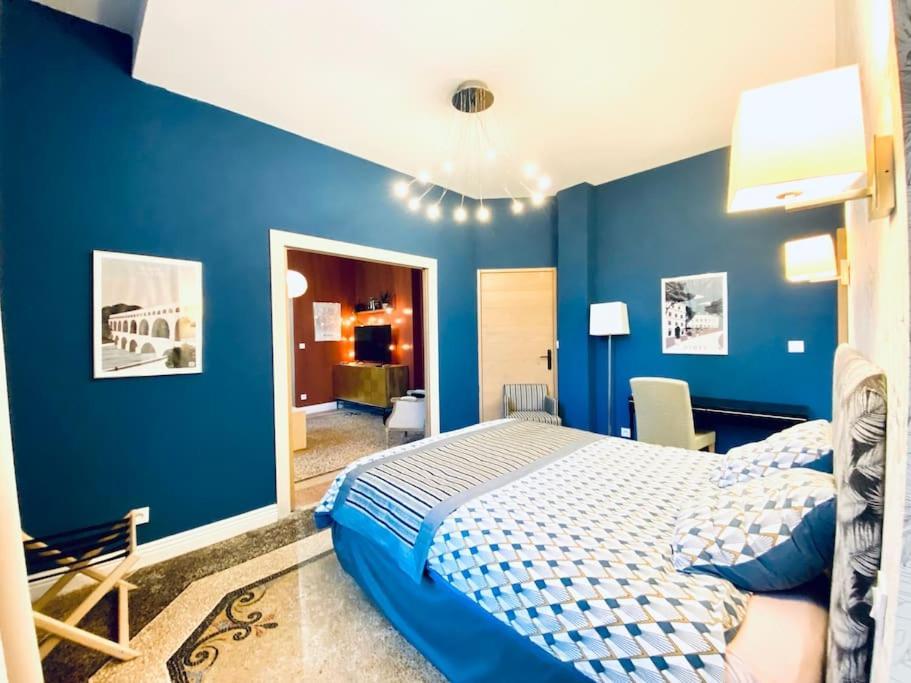 La Suite 2 Pieces Lit Queen Size Entree Privee ニーム エクステリア 写真